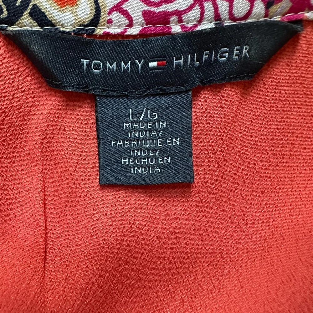 Tommy Hilfiger Coral Button-Front Dress with Printed Scarf Detail - Picture 6 of 11